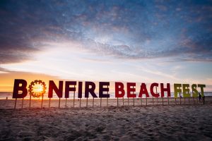Opening-strandseizoen-Bonfire-Beachfest