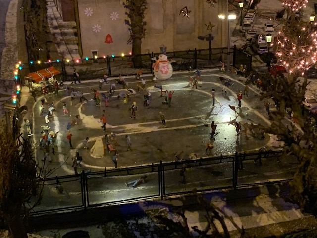 schaatsbaan madurodam sneeuwpop speurtocht